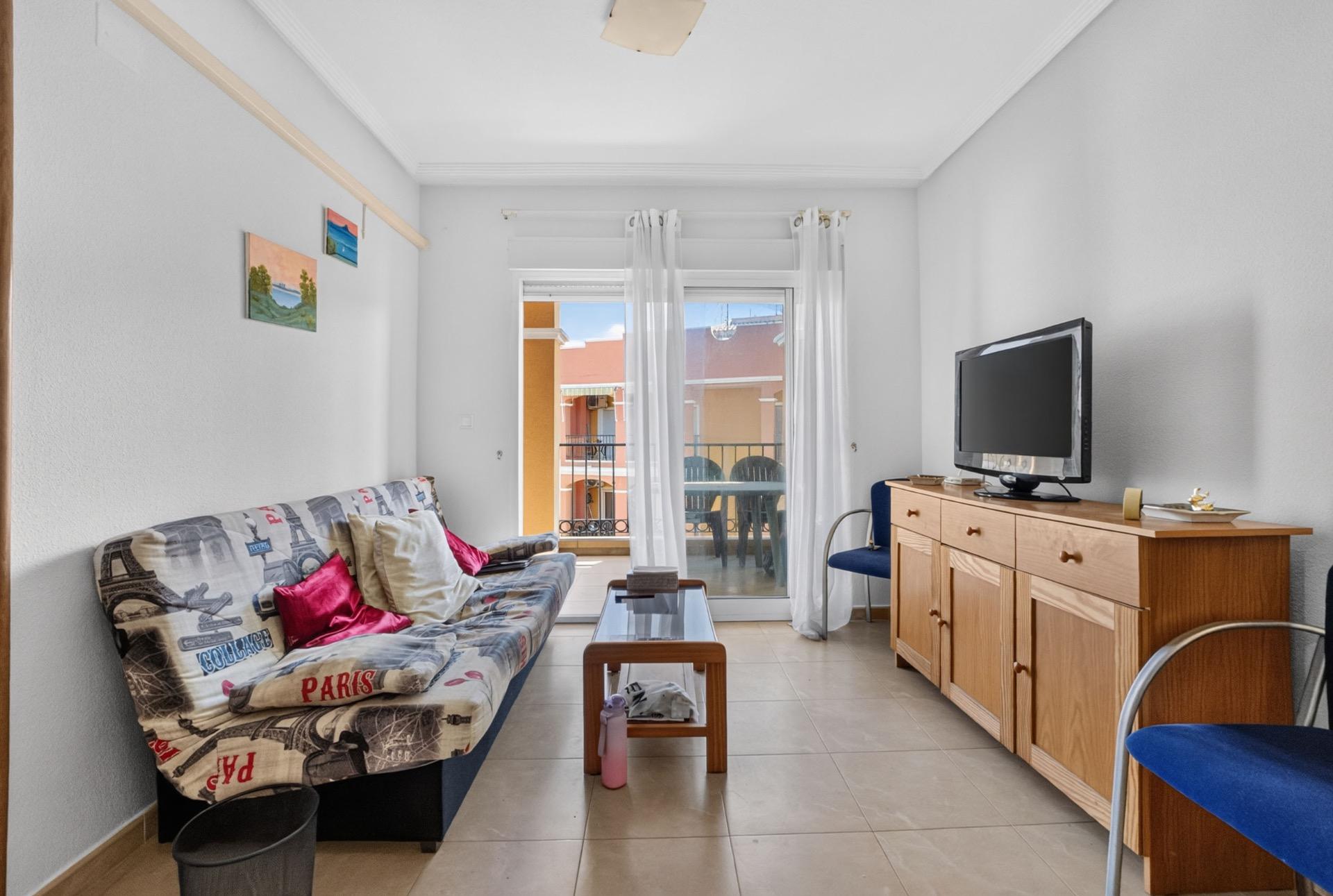 For sale - 2 Bedroom 1 Bathroom Penthouse in Torrevieja - Torreblanca  - Alicante