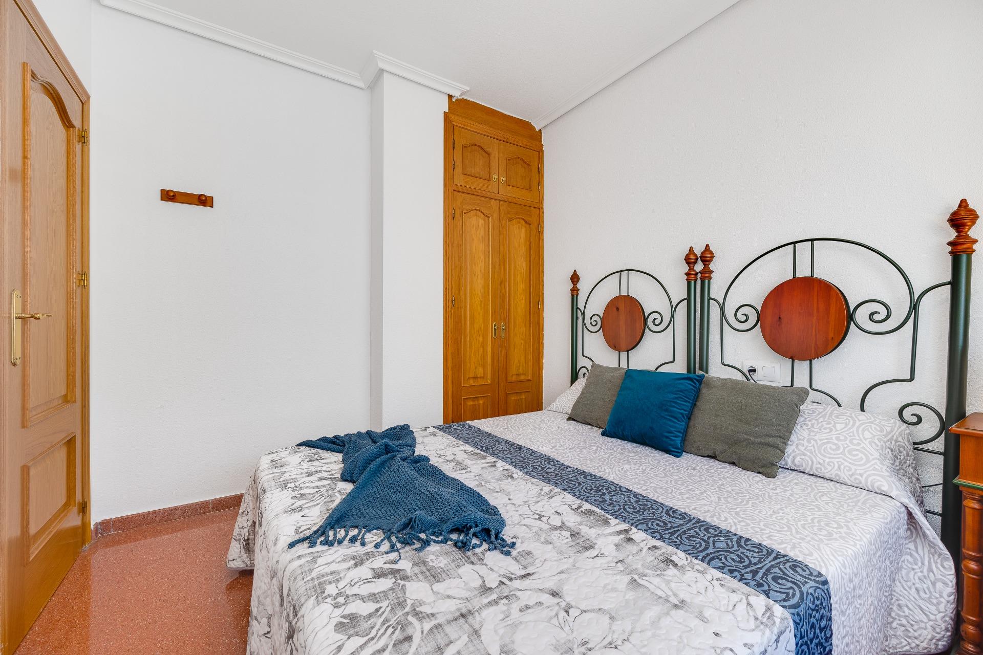 For sale - 2 Bedroom 2 Bathroom Penthouse in Torrevieja - Paseo Maritimo  - Alicante