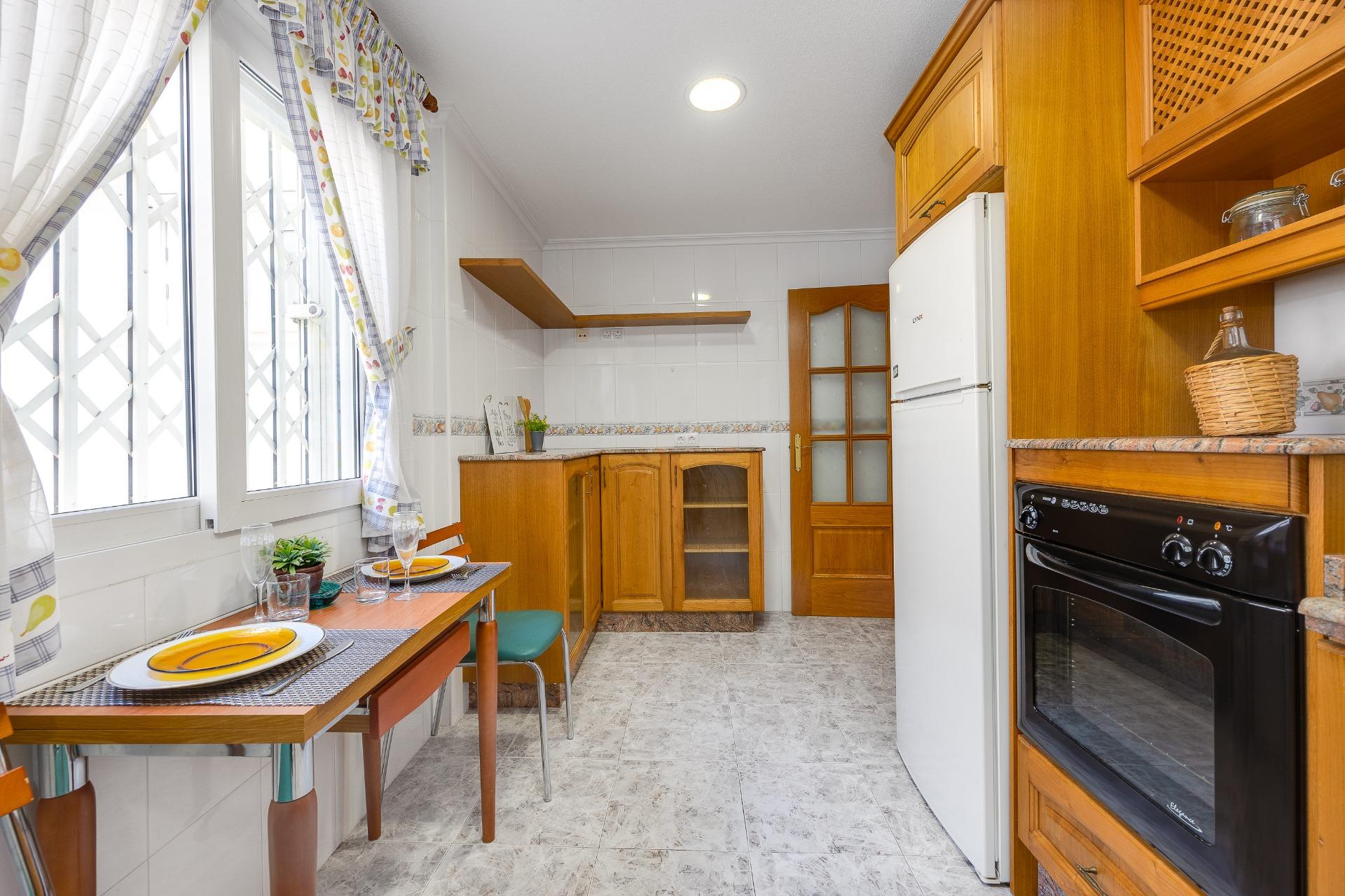 For sale - 2 Bedroom 2 Bathroom Penthouse in Torrevieja - Paseo Maritimo  - Alicante