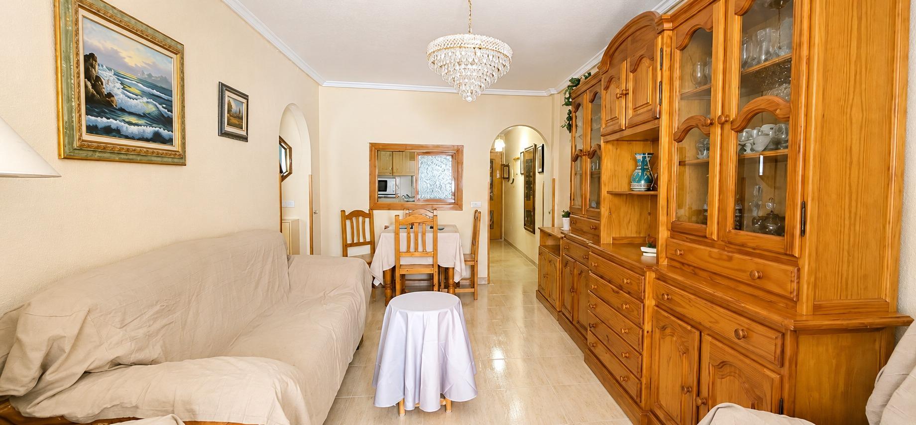For sale - 2 Bedroom 1 Bathroom Apartment in Torrevieja - Habaneras  - Alicante