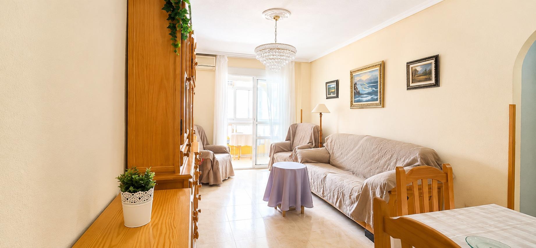 For sale - 2 Bedroom 1 Bathroom Apartment in Torrevieja - Habaneras  - Alicante