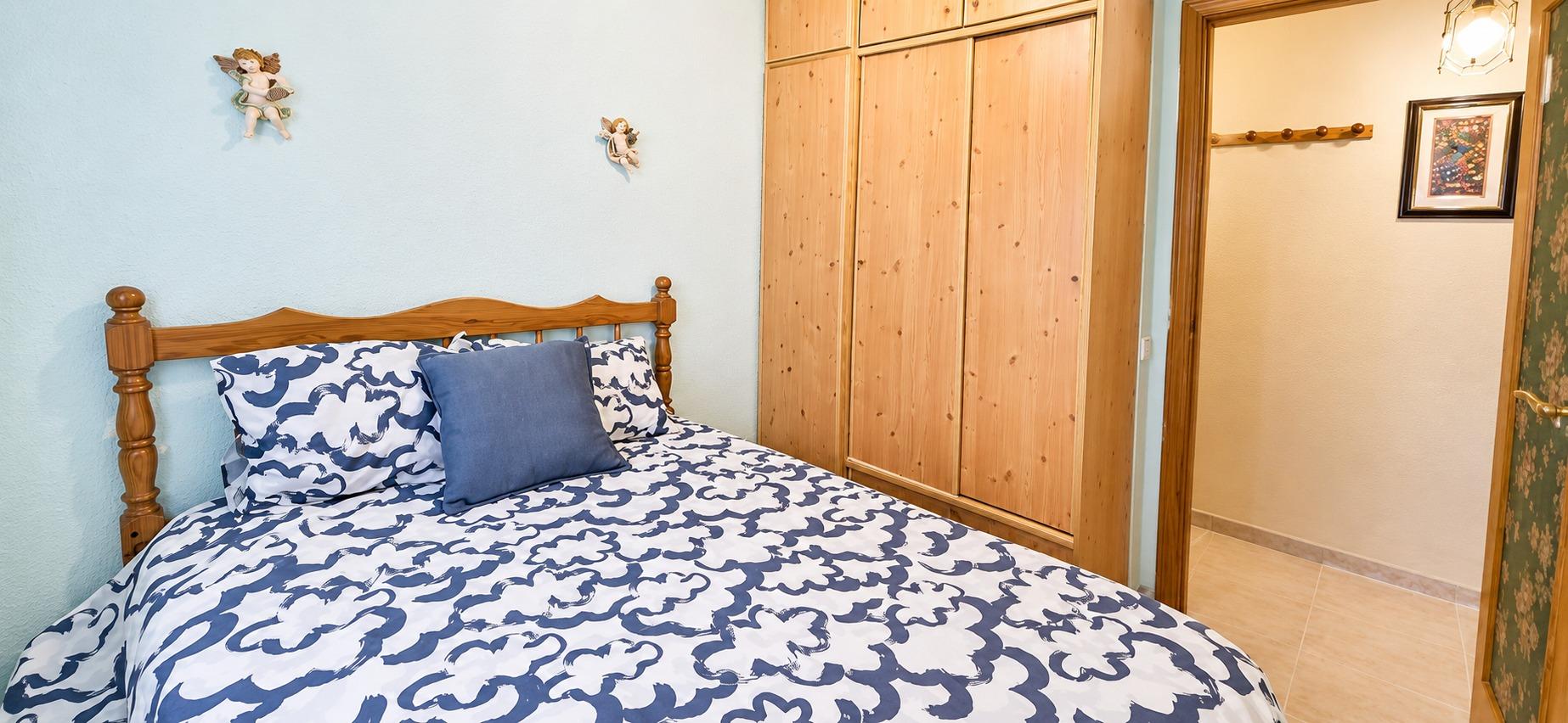 For sale - 2 Bedroom 1 Bathroom Apartment in Torrevieja - Habaneras  - Alicante