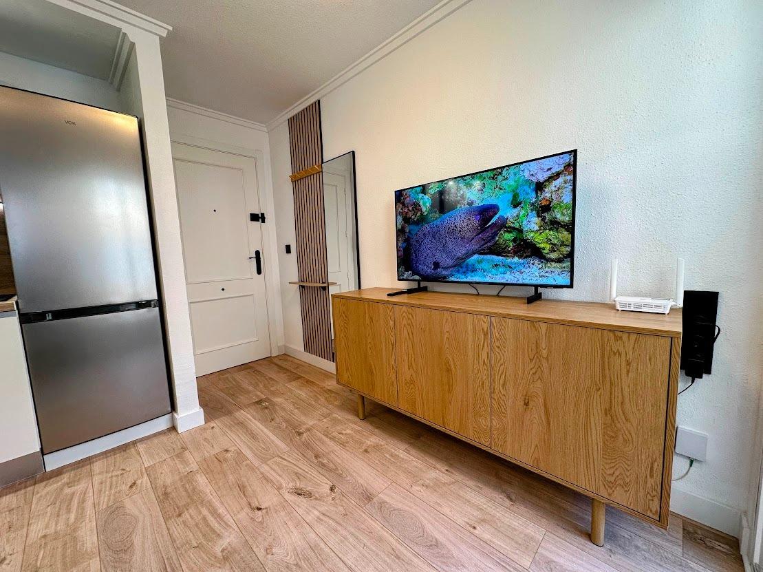 For sale - 2 Bedroom 1 Bathroom Apartment in Torrevieja - Centro  - Alicante