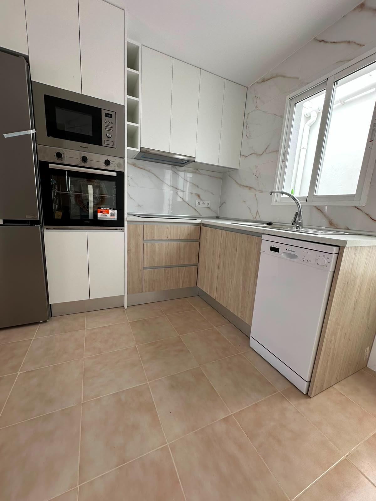 For sale - 2 Bedroom 1 Bathroom Bungalow in Torrevieja - La Siesta - El Salado - Torreta  - Alicante