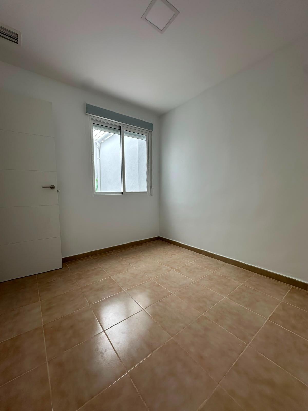For sale - 2 Bedroom 1 Bathroom Bungalow in Torrevieja - La Siesta - El Salado - Torreta  - Alicante
