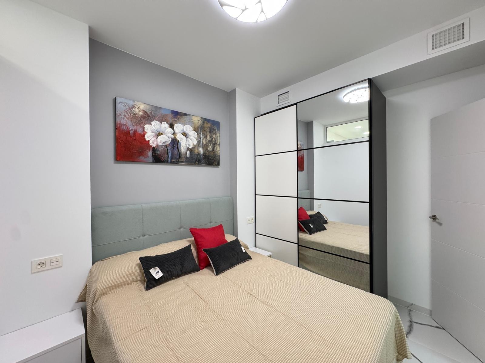 For sale - 2 Bedroom 2 Bathroom Apartment in Torrevieja - Estacion De Autobuses  - Alicante