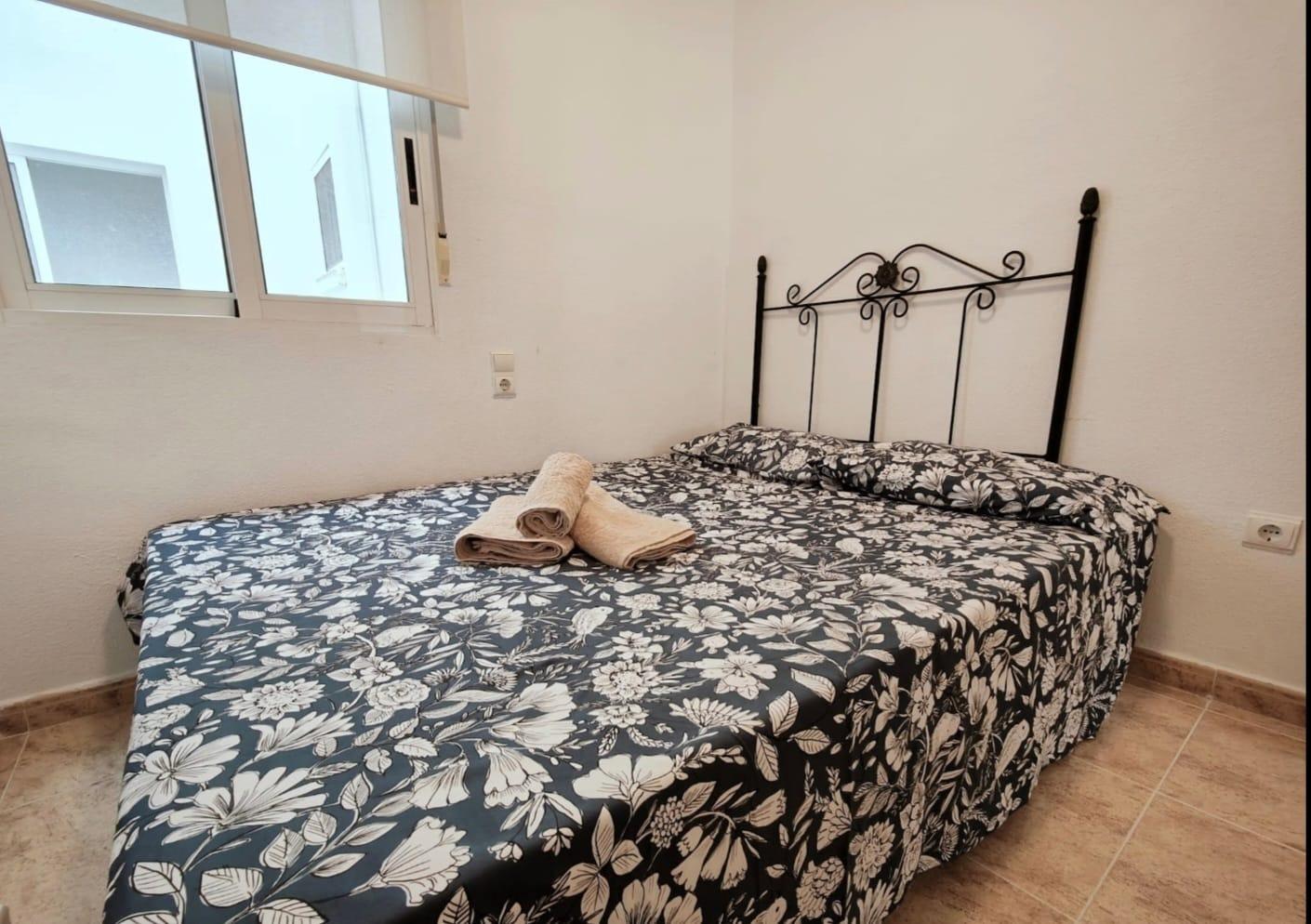 For sale - 2 Bedroom 1 Bathroom Apartment in Torrevieja - Estacion De Autobuses  - Alicante