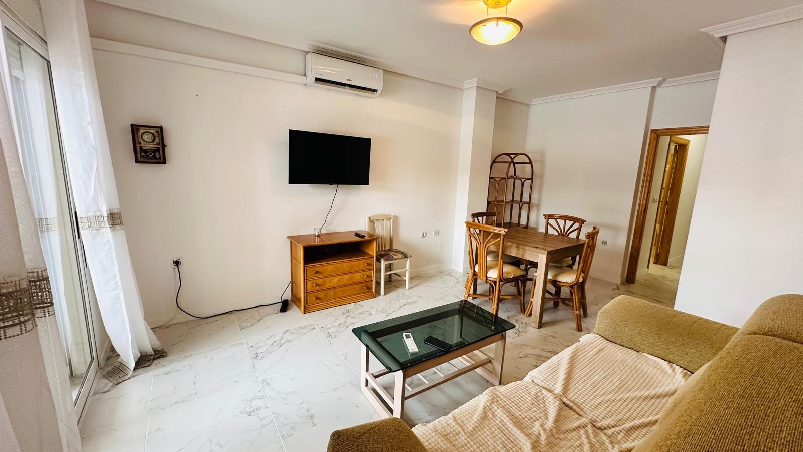 For sale - 2 Bedroom 1 Bathroom Apartment in Torrevieja - Acequion  - Alicante
