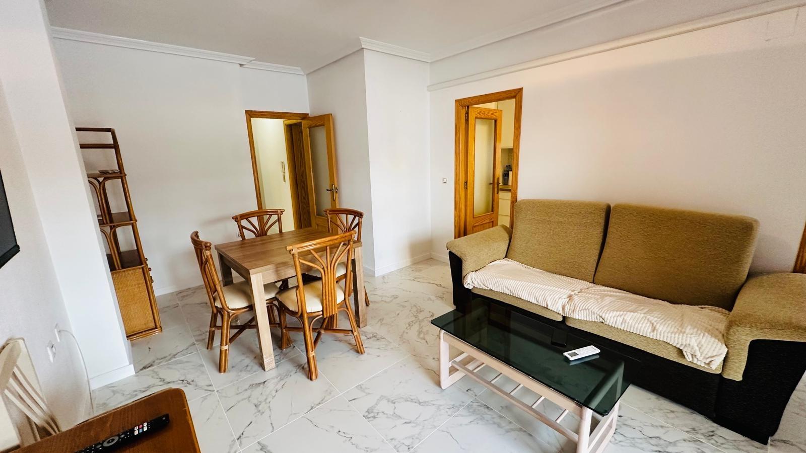 For sale - 2 Bedroom 1 Bathroom Apartment in Torrevieja - Acequion  - Alicante