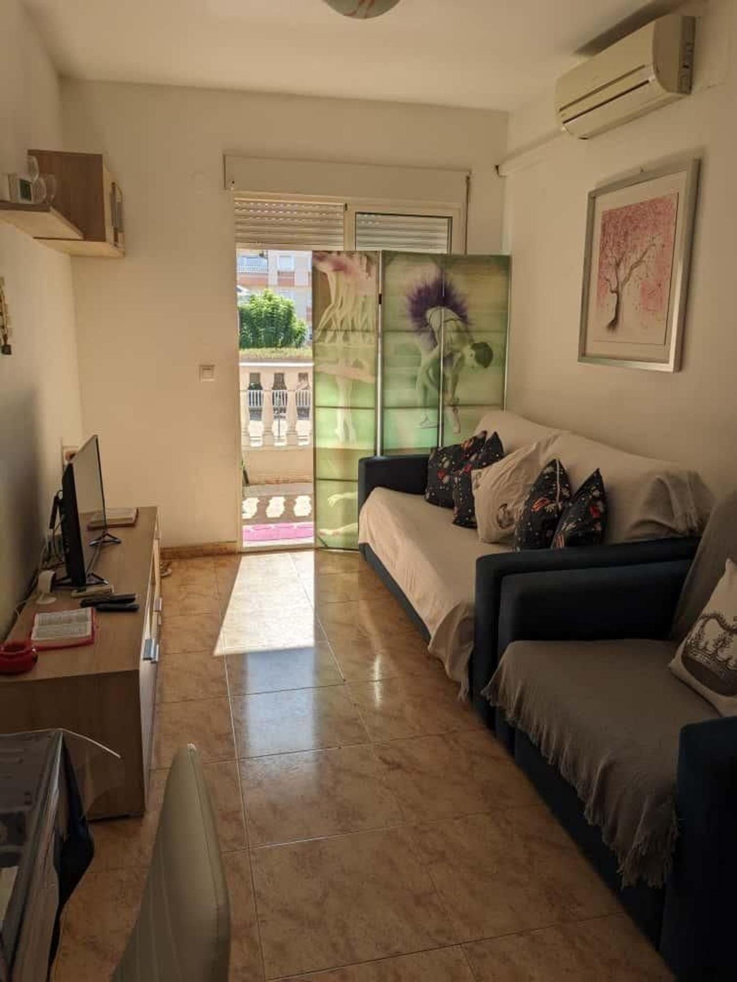 For sale - 2 Bedroom 1 Bathroom Apartment in Torrevieja - Playa Del Cura  - Alicante