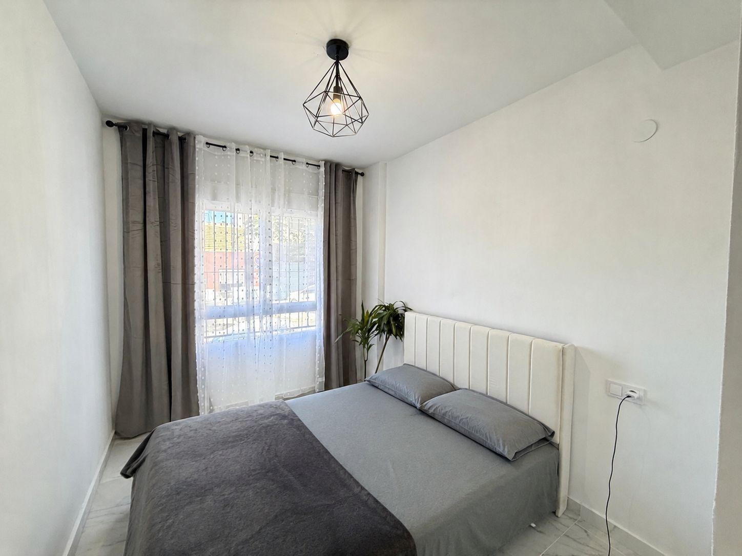 For sale - 2 Bedroom 1 Bathroom Apartment in Torrevieja - Torrevieja  - Alicante