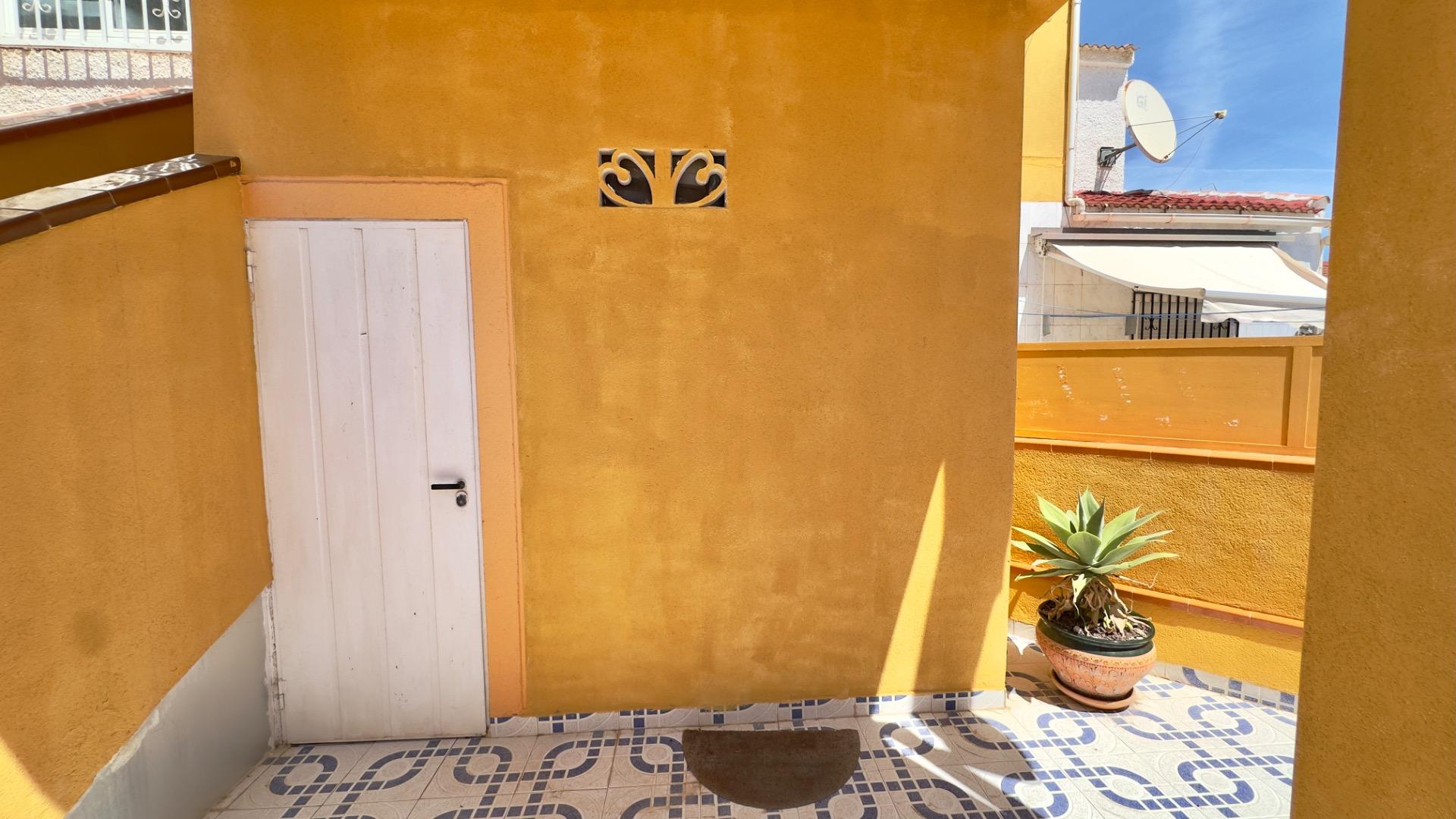 For sale - 2 Bedroom 1 Bathroom Bungalow in Torrevieja - Torretas  - Alicante