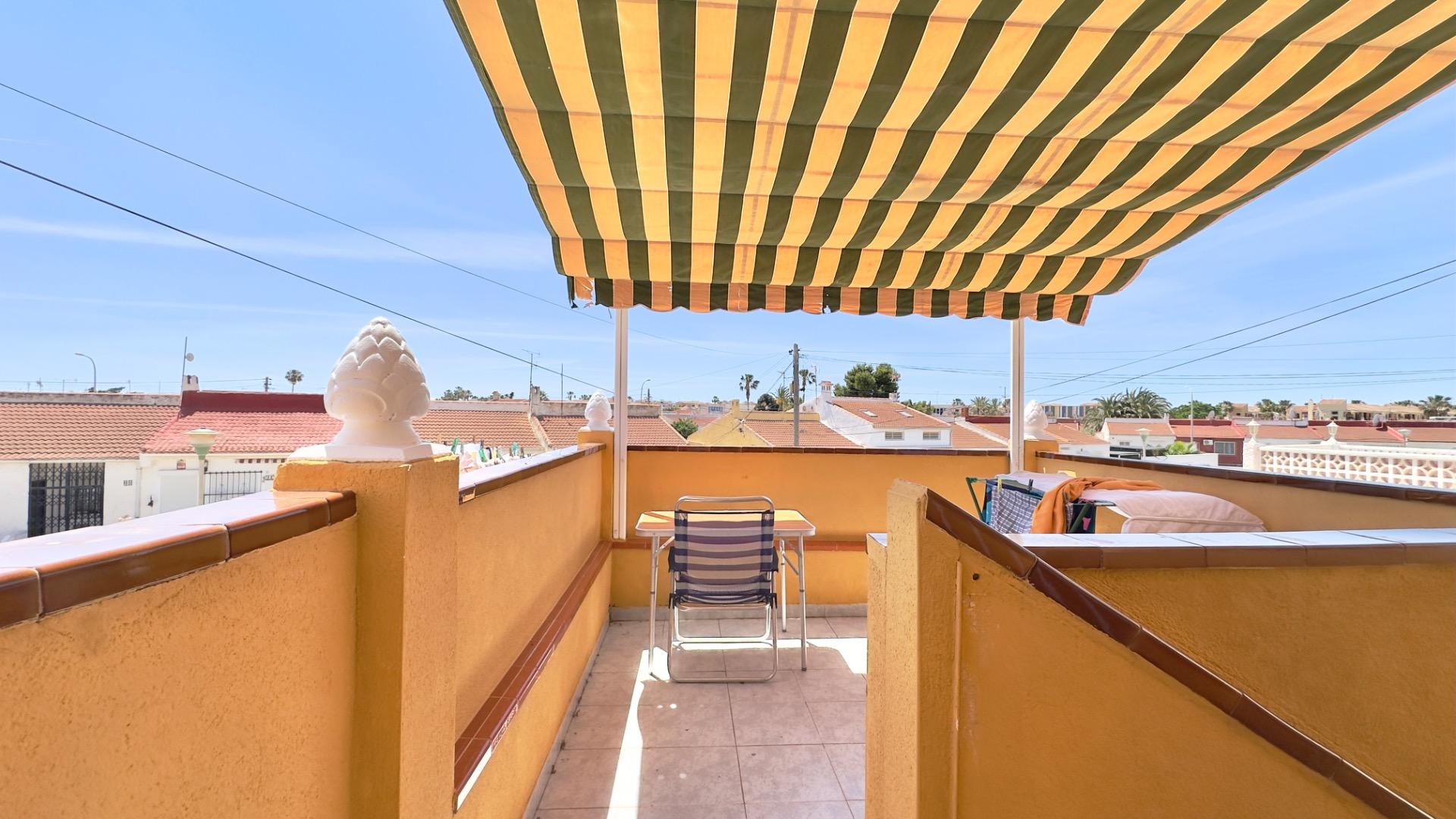 For sale - 2 Bedroom 1 Bathroom Bungalow in Torrevieja - Torretas  - Alicante