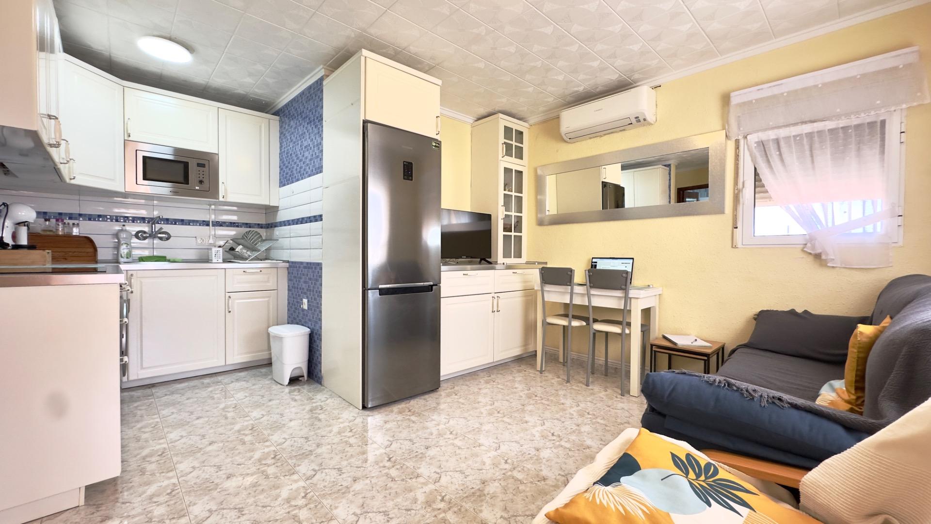 For sale - 2 Bedroom 1 Bathroom Bungalow in Torrevieja - Torretas  - Alicante