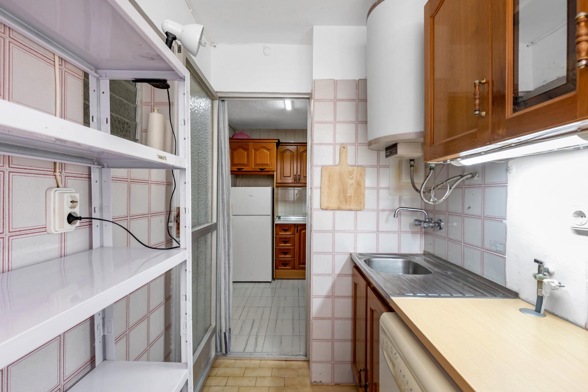 For sale - 3 Bedroom 2 Bathroom Bungalow in Torrevieja - Centro  - Alicante