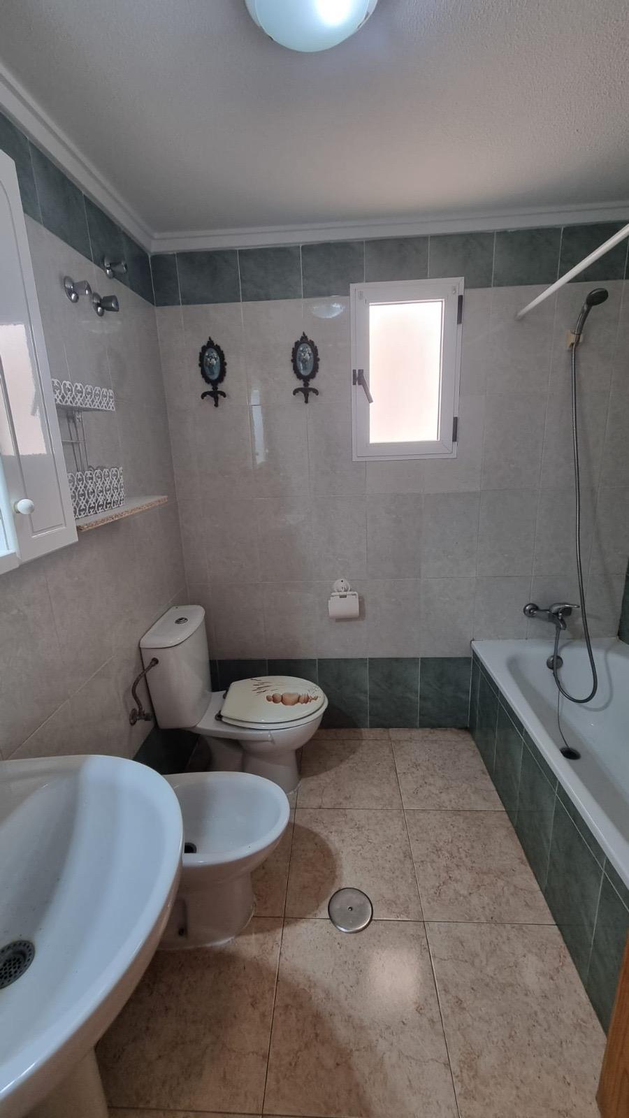 For sale - 2 Bedroom 1 Bathroom Apartment in Torrevieja - El Molino  - Alicante