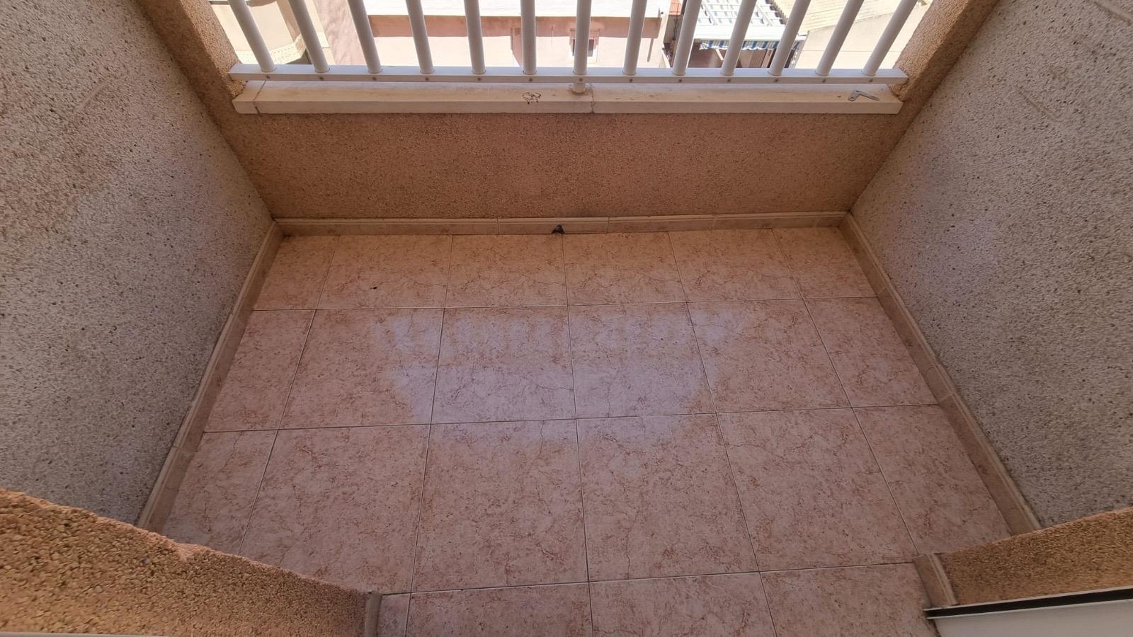 For sale - 2 Bedroom 1 Bathroom Apartment in Torrevieja - El Molino  - Alicante