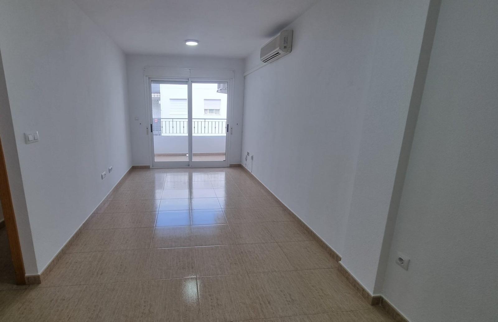 For sale - 2 Bedroom 1 Bathroom Apartment in Torrevieja - El Molino  - Alicante