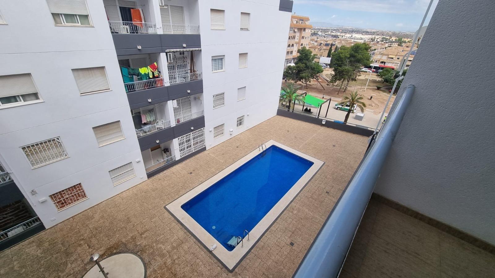 For sale - 2 Bedroom 1 Bathroom Apartment in Torrevieja - El Molino  - Alicante