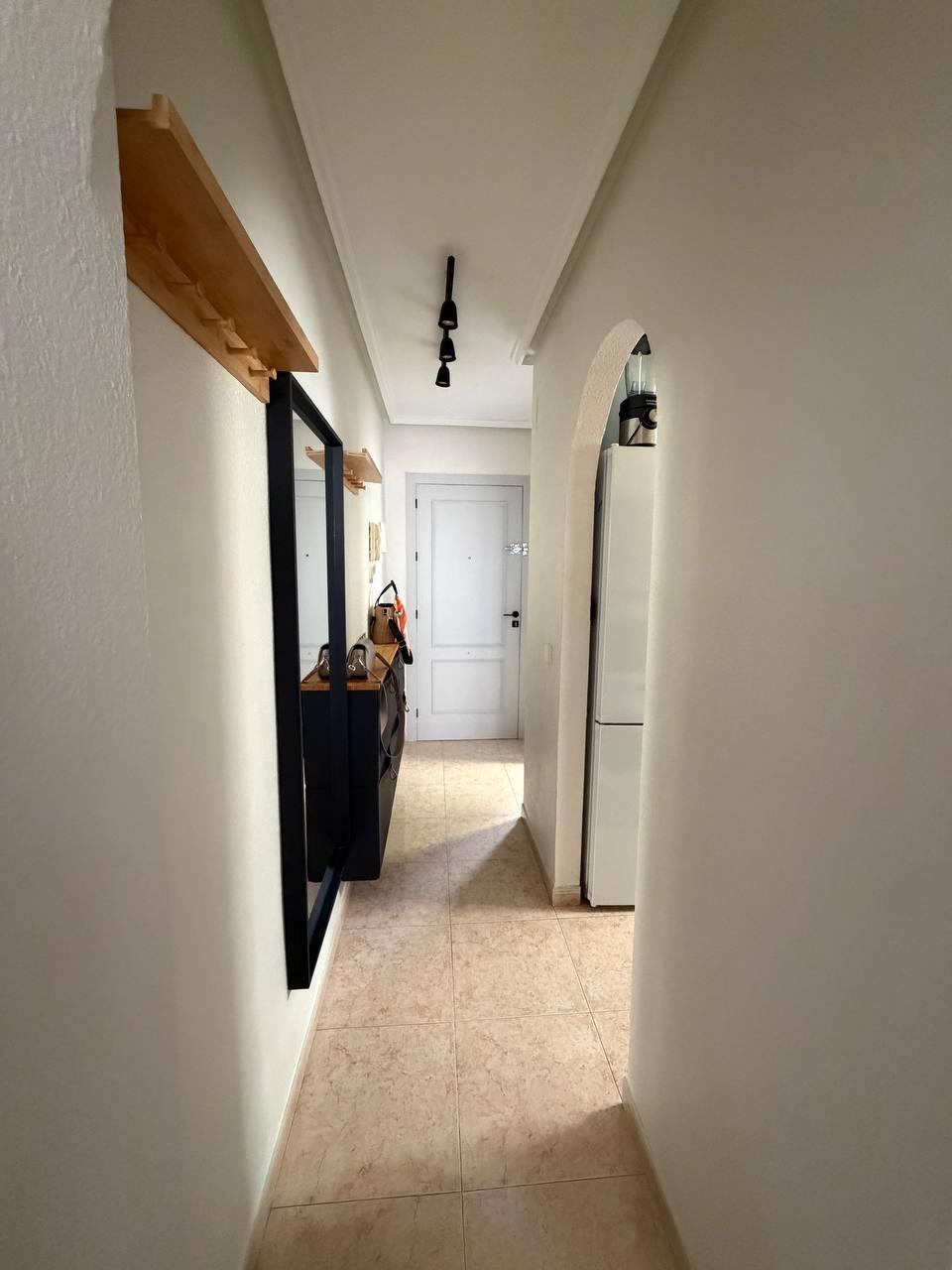 For sale - 2 Bedroom 1 Bathroom Apartment in Torrevieja - Centro  - Alicante