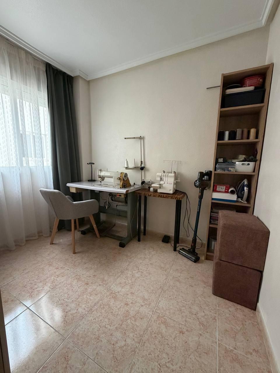 For sale - 2 Bedroom 1 Bathroom Apartment in Torrevieja - Centro  - Alicante