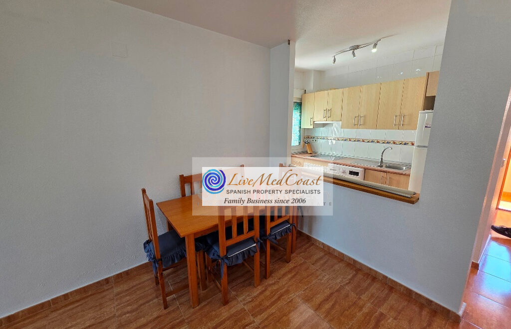 For sale - 2 Bedroom 1 Bathroom apartment in LOS ALCÁZARES -  - Murcia