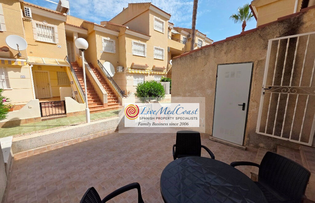 For sale - 3 Bedroom 2 Bathroom Townhouse in Los Alcazares - Playa II - Murcia
