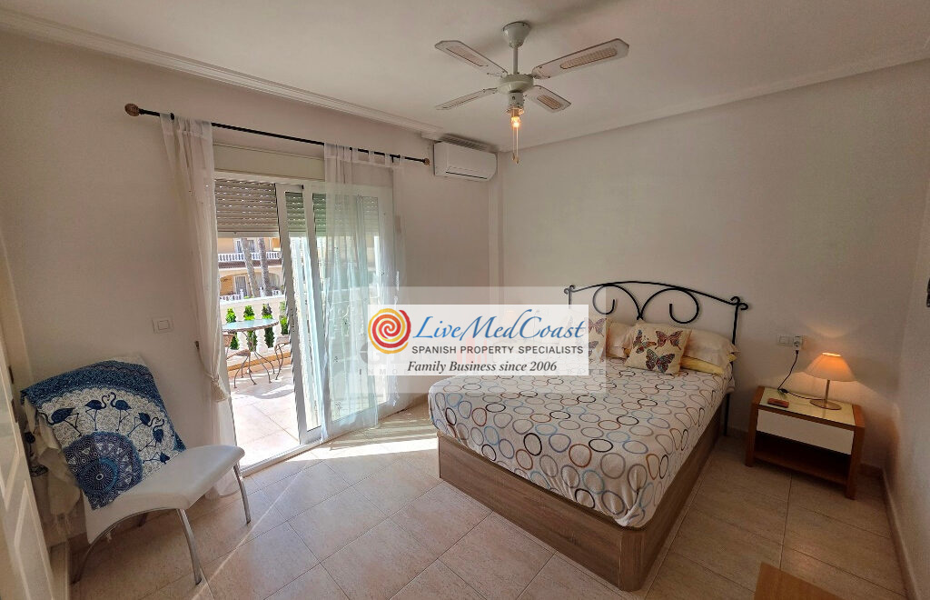 For sale - 3 Bedroom 2 Bathroom Townhouse in Los Alcazares - Playa II - Murcia