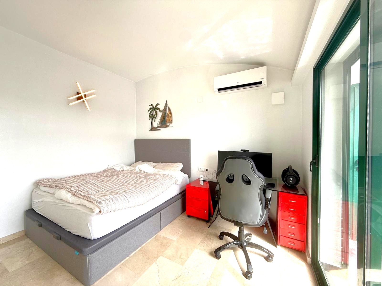 For sale - 3 Bedroom 3 Bathroom Apartment in Orihuela Costa - Las Ramblas  - Alicante