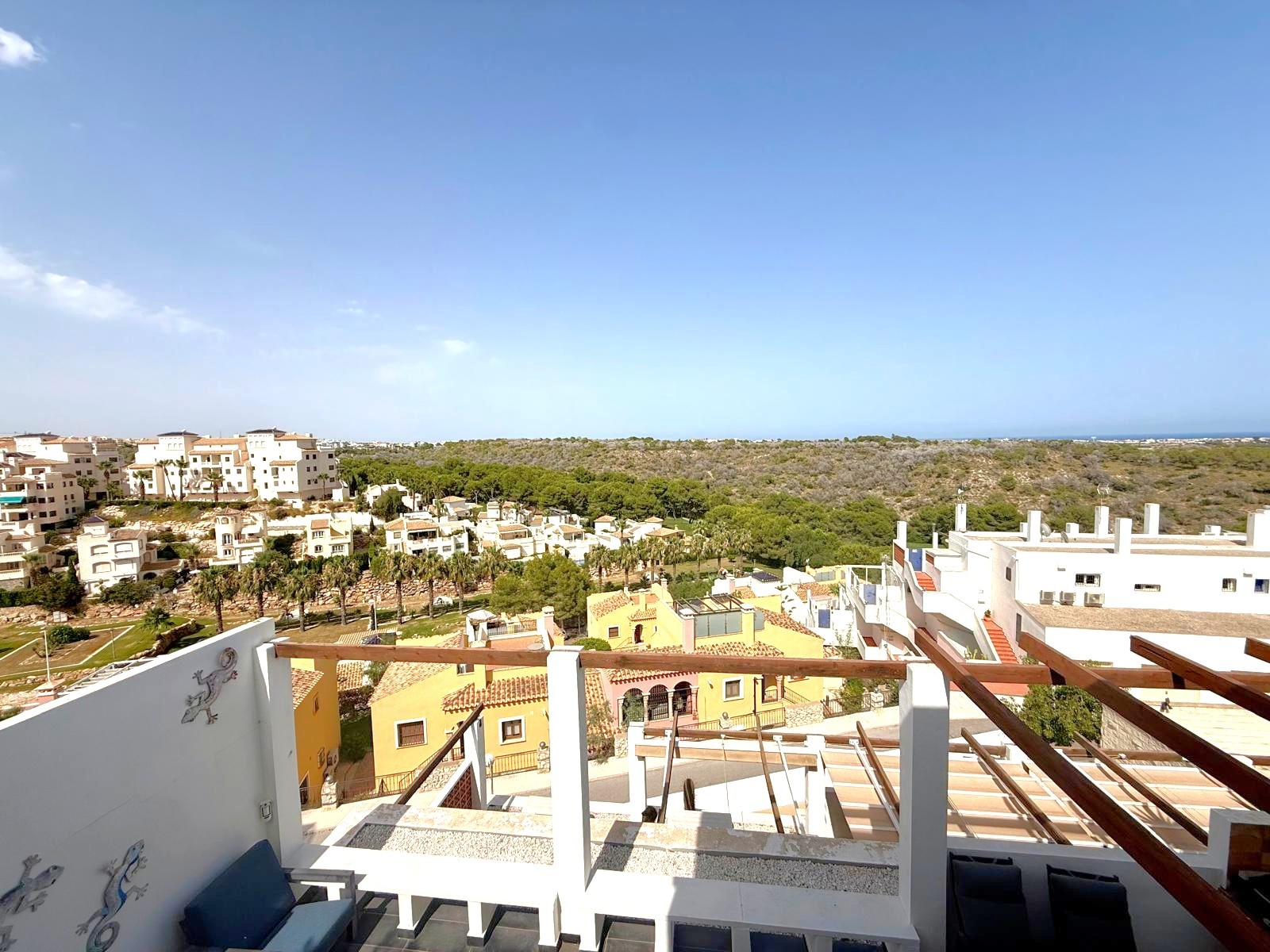 For sale - 3 Bedroom 3 Bathroom Apartment in Orihuela Costa - Las Ramblas  - Alicante