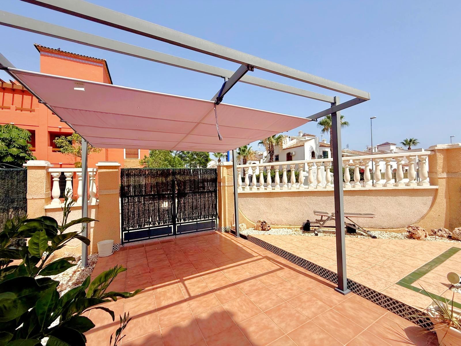 For sale - 2 Bedroom 1 Bathroom Apartment in Orihuela Costa - Villamartín  - Alicante