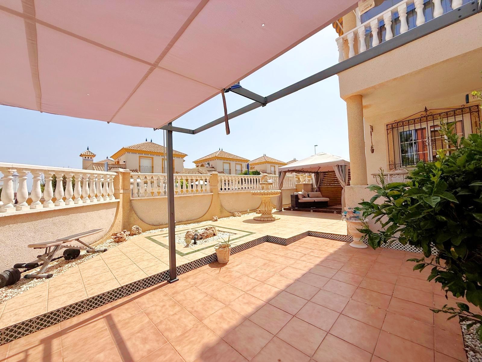 For sale - 2 Bedroom 1 Bathroom Apartment in Orihuela Costa - Villamartín  - Alicante