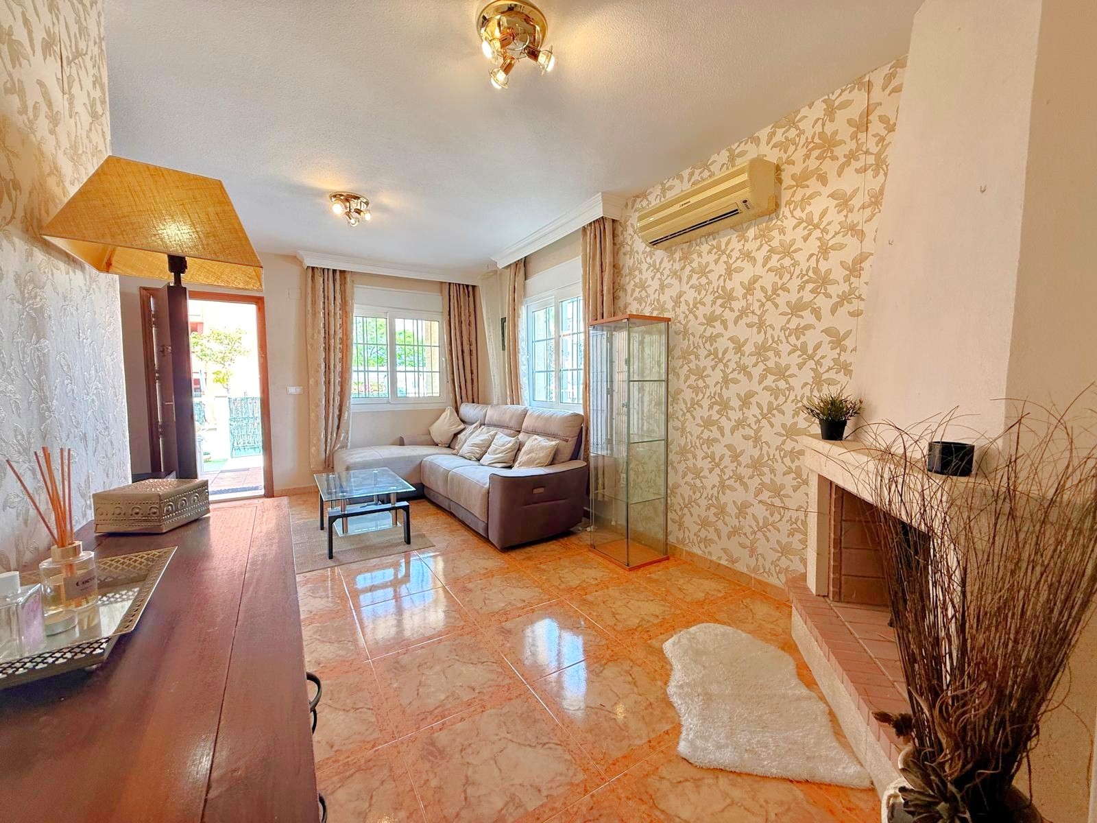 For sale - 2 Bedroom 1 Bathroom Apartment in Orihuela Costa - Villamartín  - Alicante