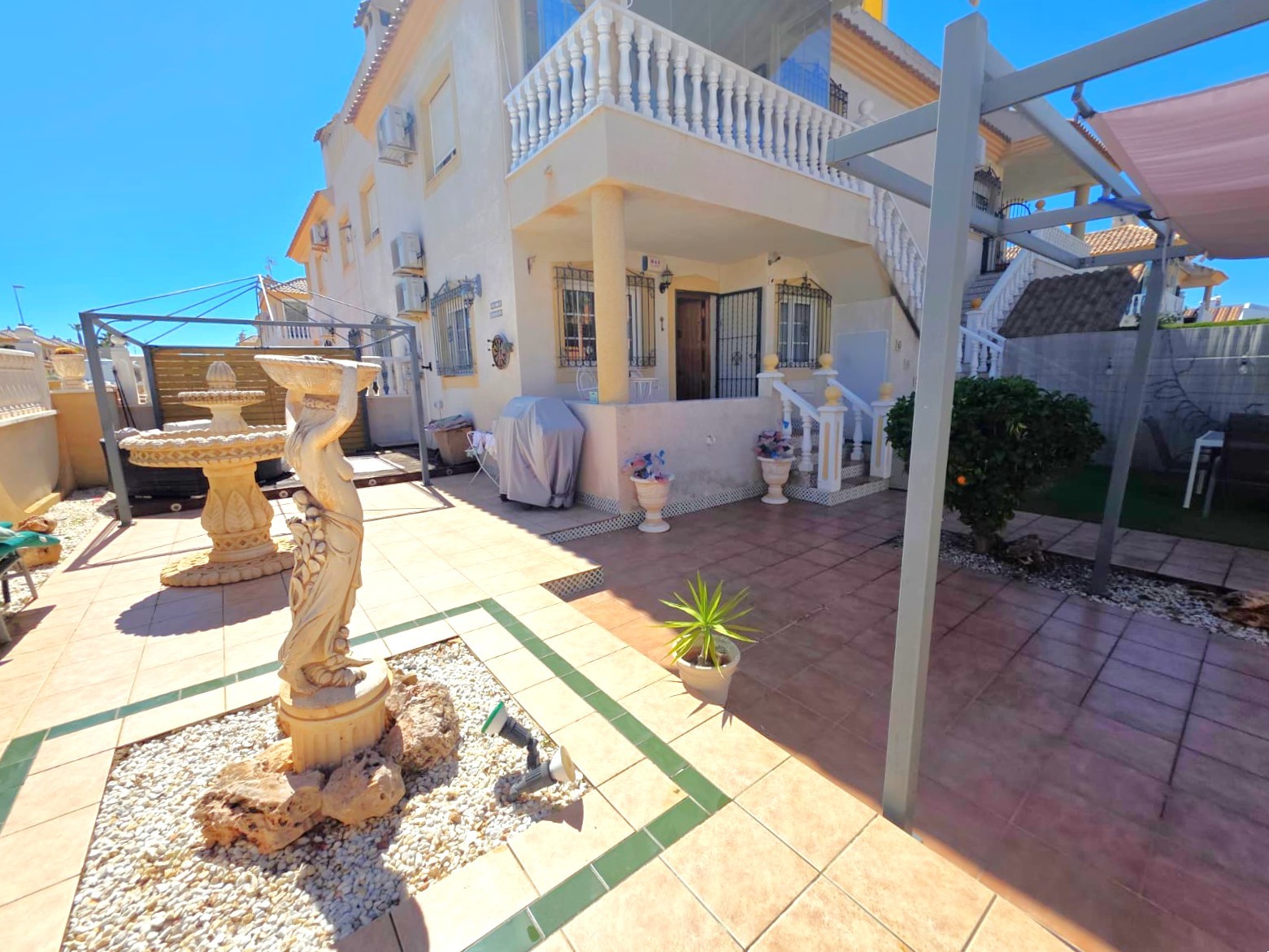 For sale - 2 Bedroom 1 Bathroom Apartment in Orihuela Costa - Villamartín  - Alicante