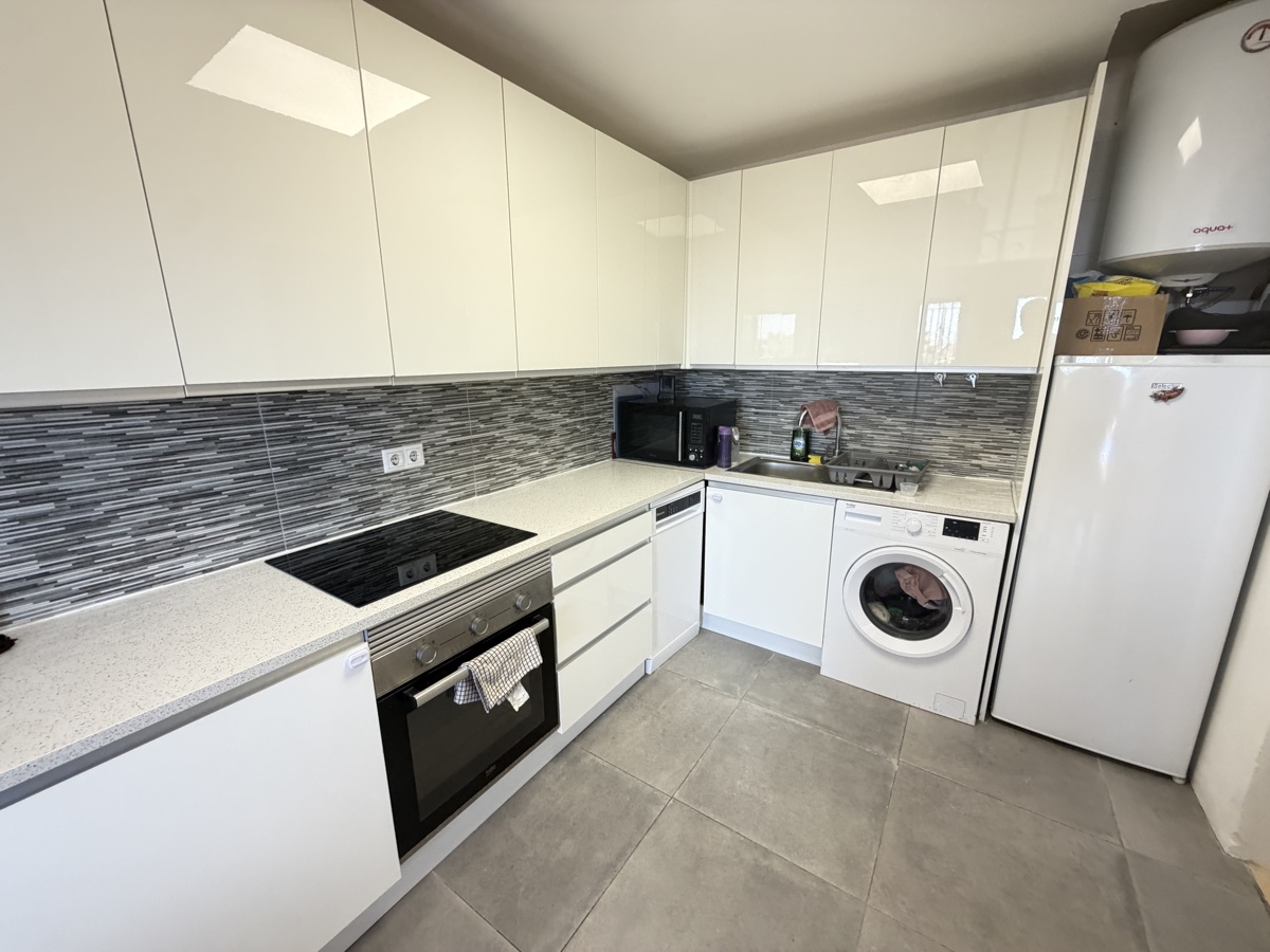 For sale - 3 Bedroom 1 Bathroom Villa in Villamartin - , Villamartin, Alicante, Spain - Alicante