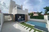 40-2385-115-10-115/79013, 3 Bedroom 2 Bathroom Villa in Los Alcazares