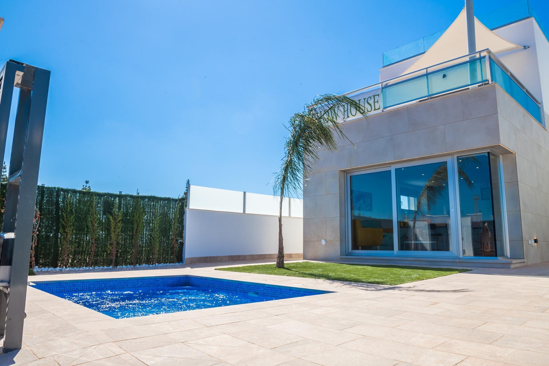 New Build - 3 Bedroom 2 Bathroom Villa in Los Alcazares - Torre del Rame  - Murcia