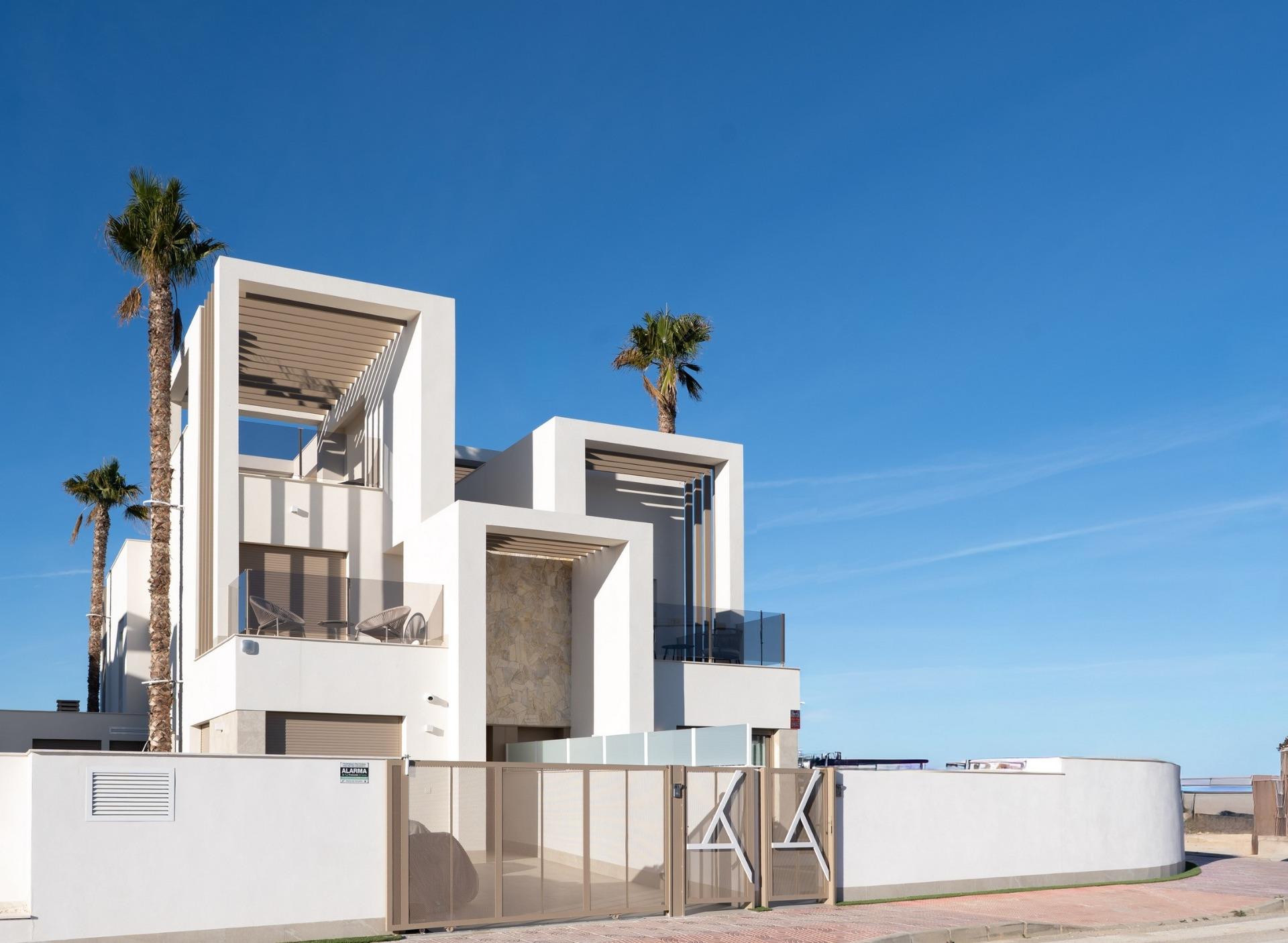 New Build - 3 Bedroom 2 Bathroom Quad House in Los Alcazares - Serena Golf  - Murcia