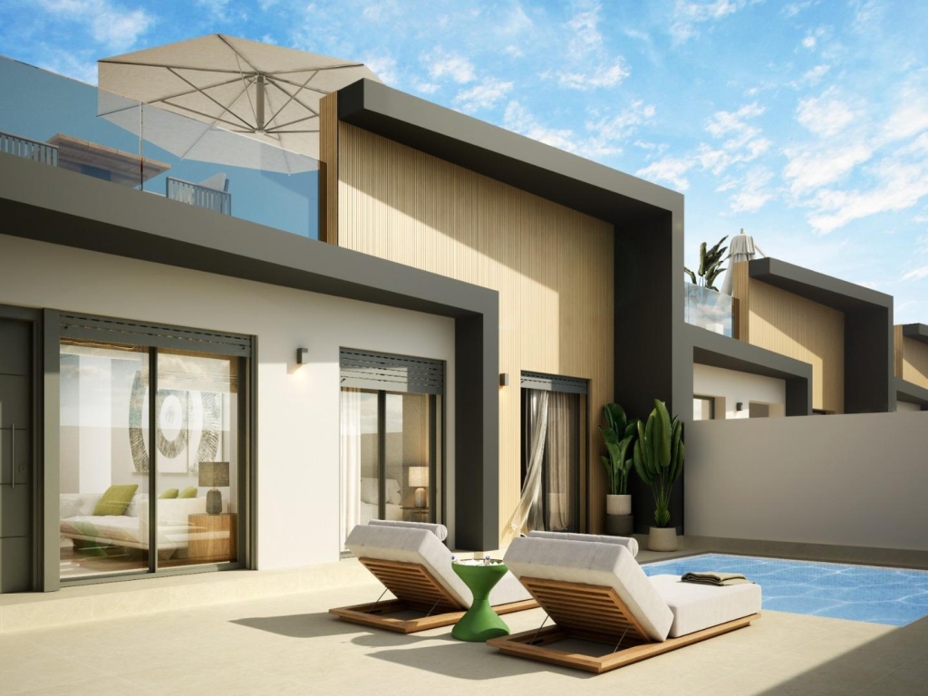 3 Bedroom 2 Bathroom Town House in Avileses