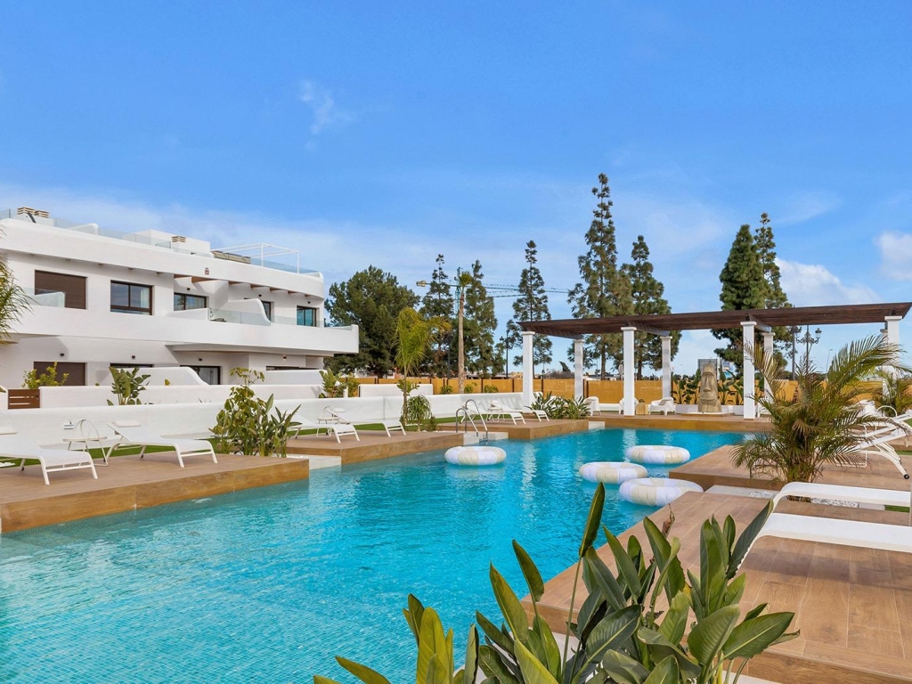 2 Bedroom 2 Bathroom Penthouse in Los Alcazares