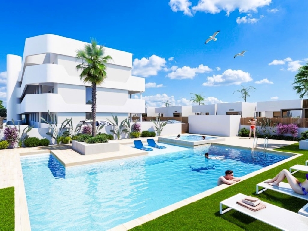 2 Bedroom 2 Bathroom Apartment in Los Alcazares
