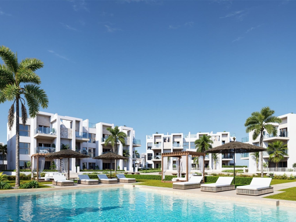 3 Bedroom 2 Bathroom Apartment in Los Alcazares