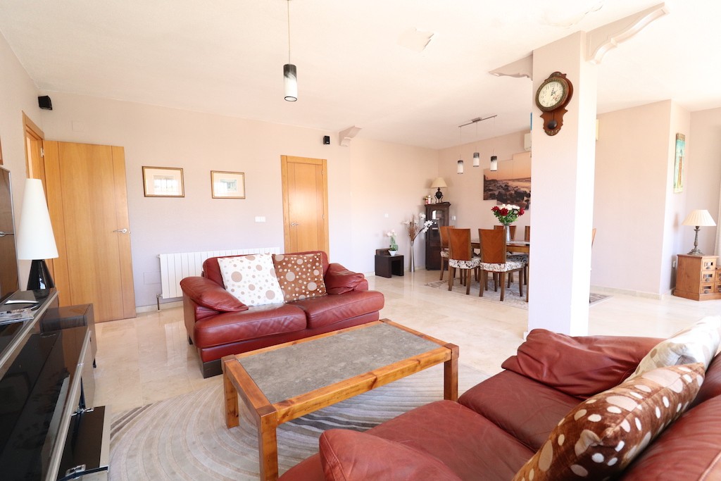 For sale - 3 Bedroom 2 Bathroom Villa in Las Ramblas Golf - Las Ramblas  - Alicante