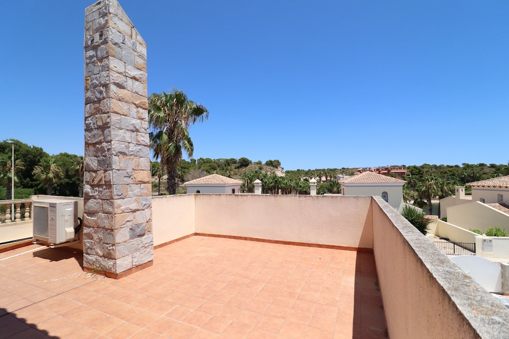 For sale - 3 Bedroom 2 Bathroom Villa in Las Ramblas Golf - Las Ramblas  - Alicante
