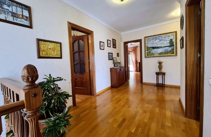 For sale - 5 Bedroom 4 Bathroom Villa in Ciudad Quesada - Ciudad Quesada  - Alicante