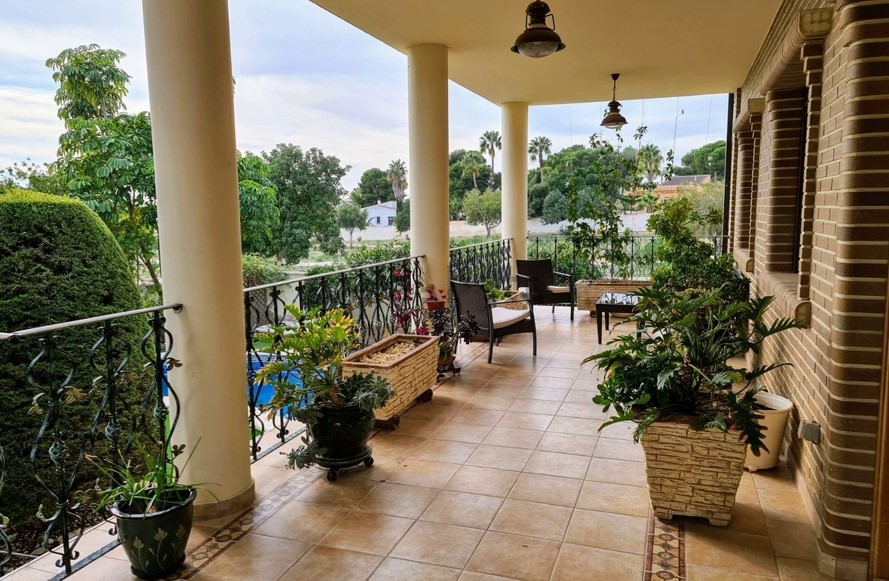 For sale - 5 Bedroom 4 Bathroom Villa in Ciudad Quesada - Ciudad Quesada  - Alicante