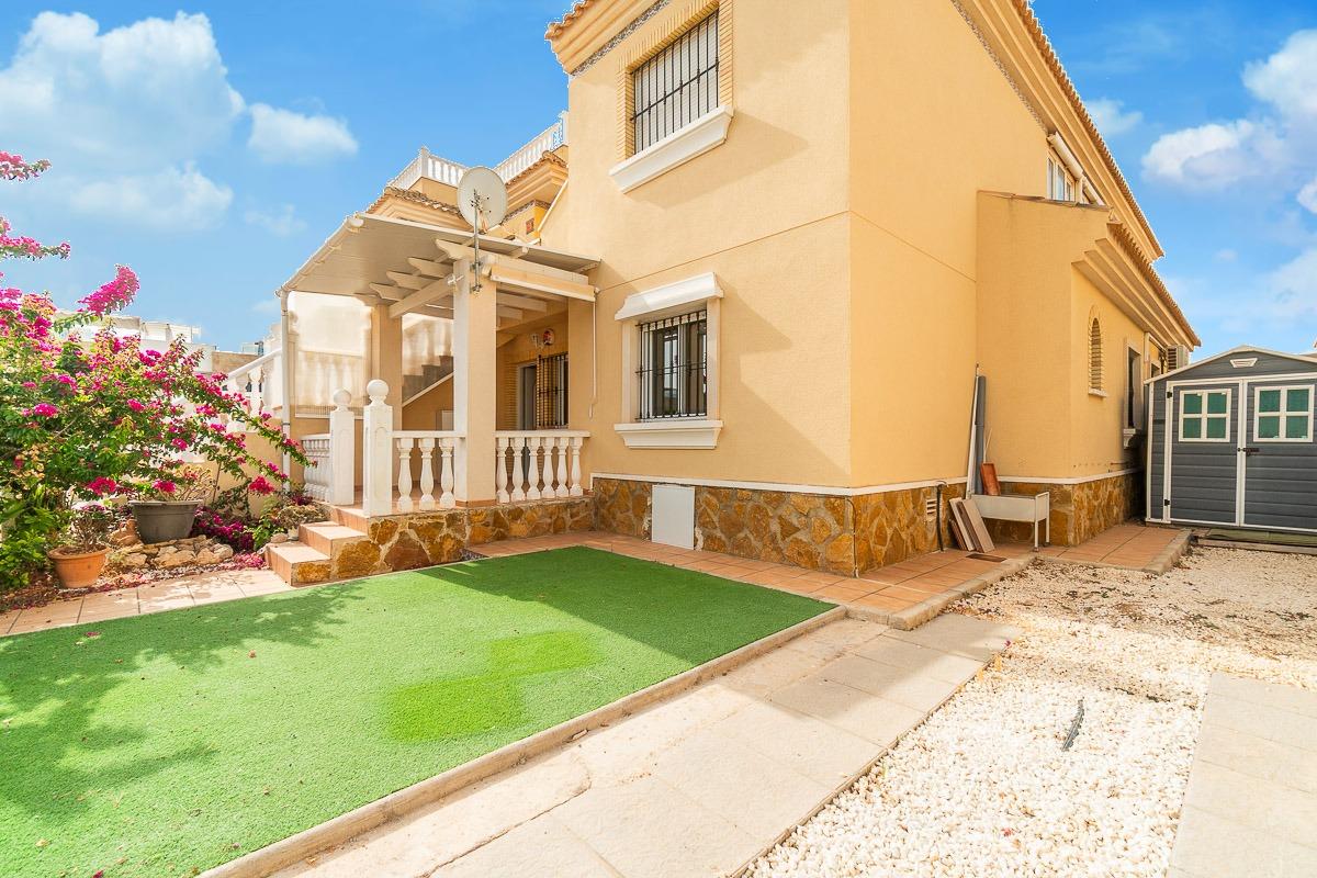 For sale - 2 Bedroom 2 Bathroom Ground Floor in Villamartin - Los Dolses  - Alicante