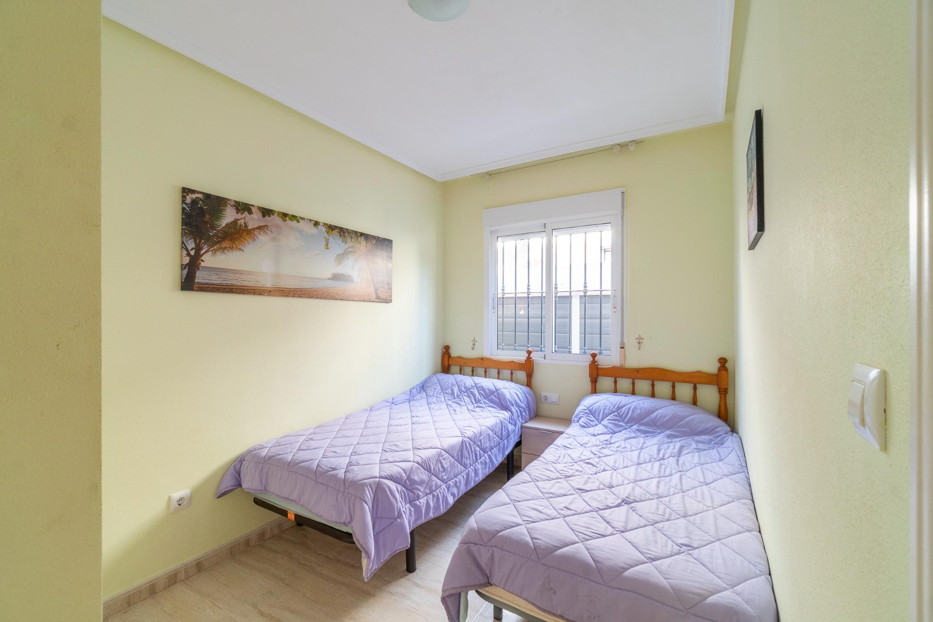 For sale - 2 Bedroom 2 Bathroom Ground Floor in Villamartin - Los Dolses  - Alicante