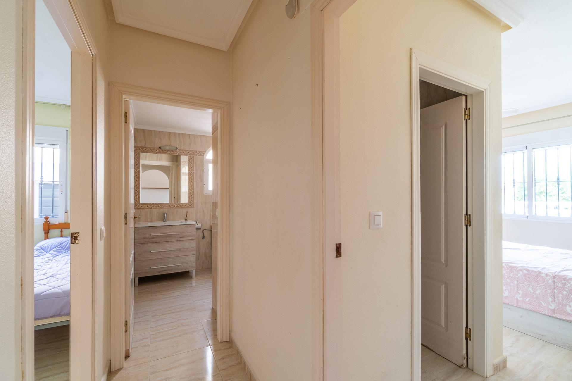 For sale - 2 Bedroom 2 Bathroom Ground Floor in Villamartin - Los Dolses  - Alicante