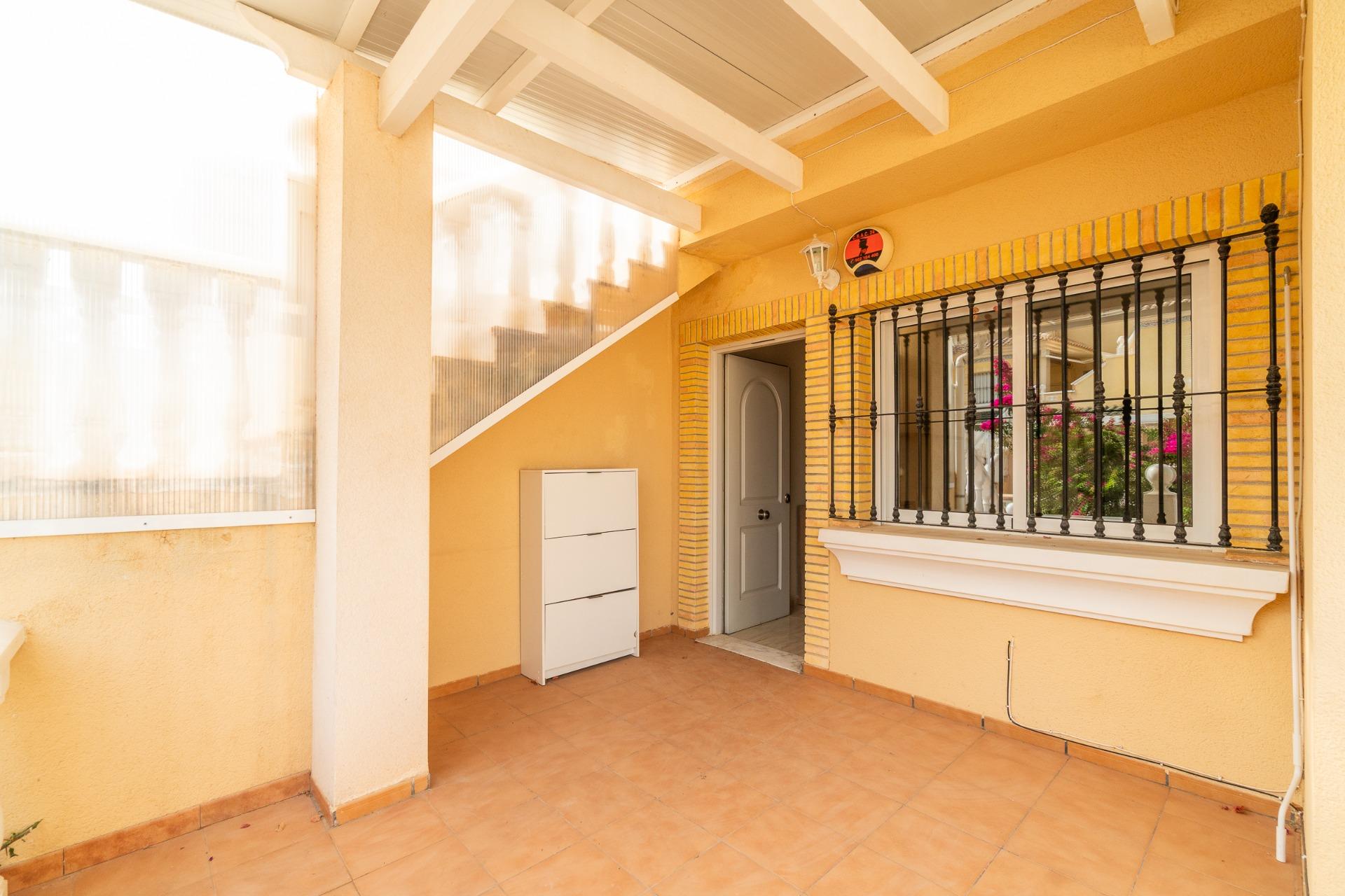 For sale - 2 Bedroom 2 Bathroom Ground Floor in Villamartin - Los Dolses  - Alicante